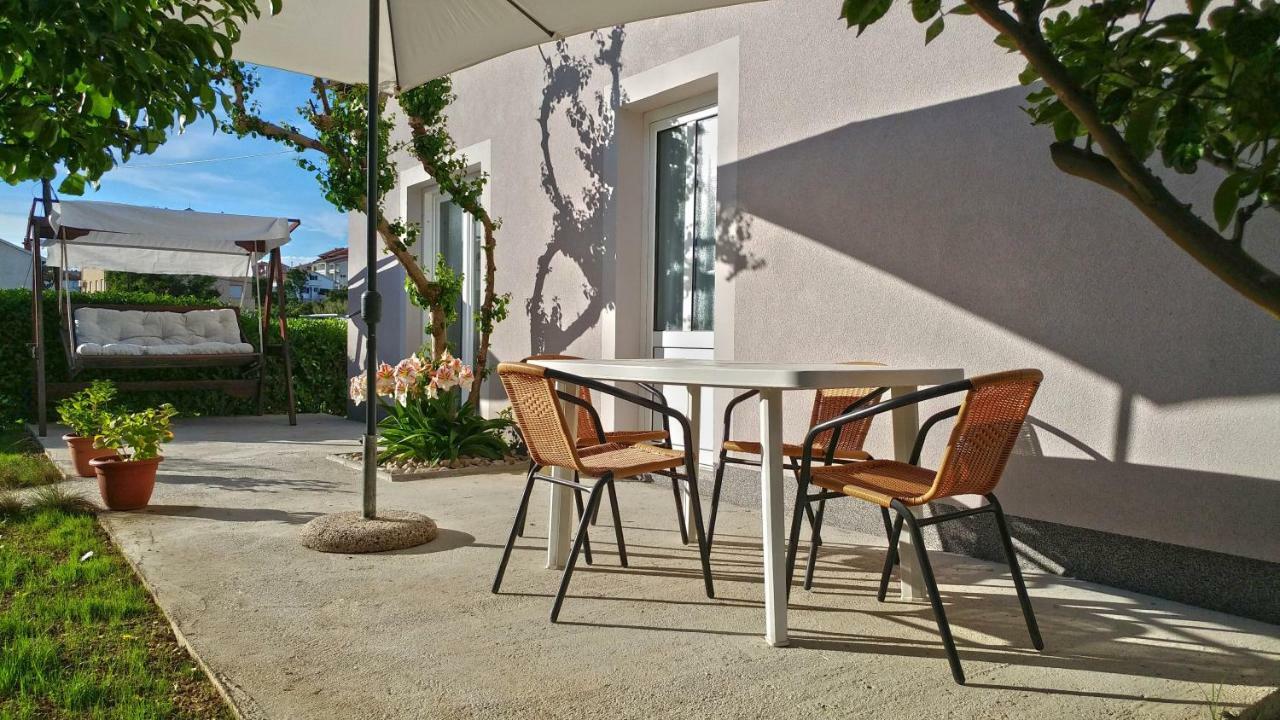 Apartmani Kastelan Barbat na Rabu Экстерьер фото