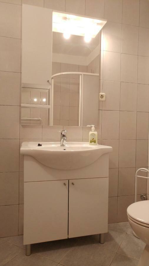 Apartmani Kastelan Barbat na Rabu Экстерьер фото